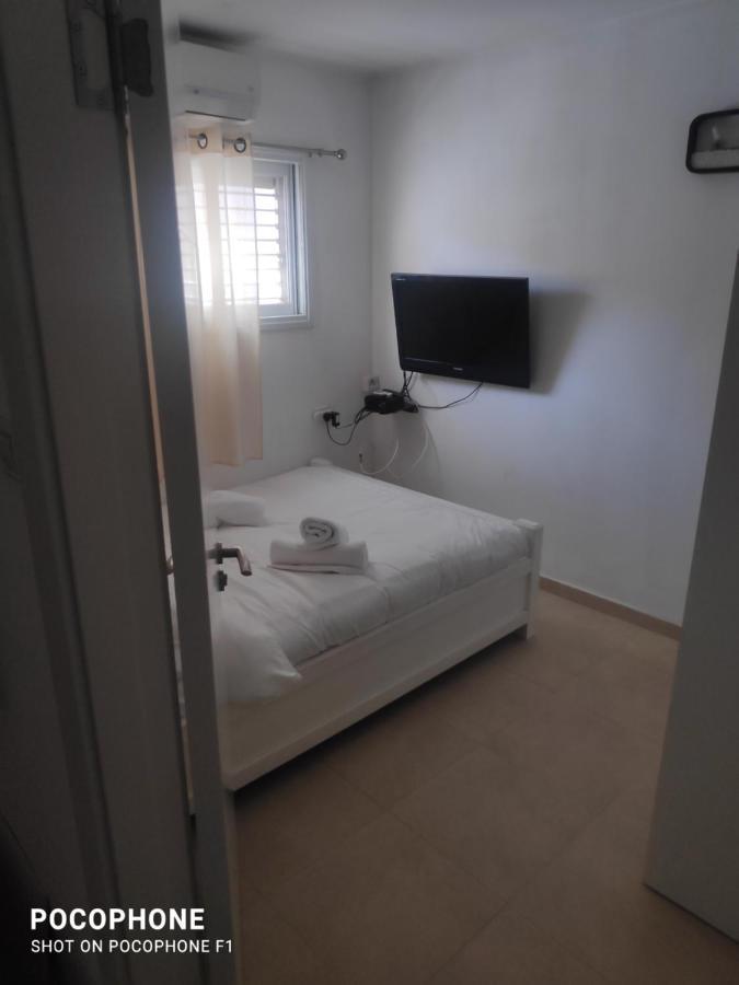 סוויטה של אלון Apartamento Arad Exterior foto